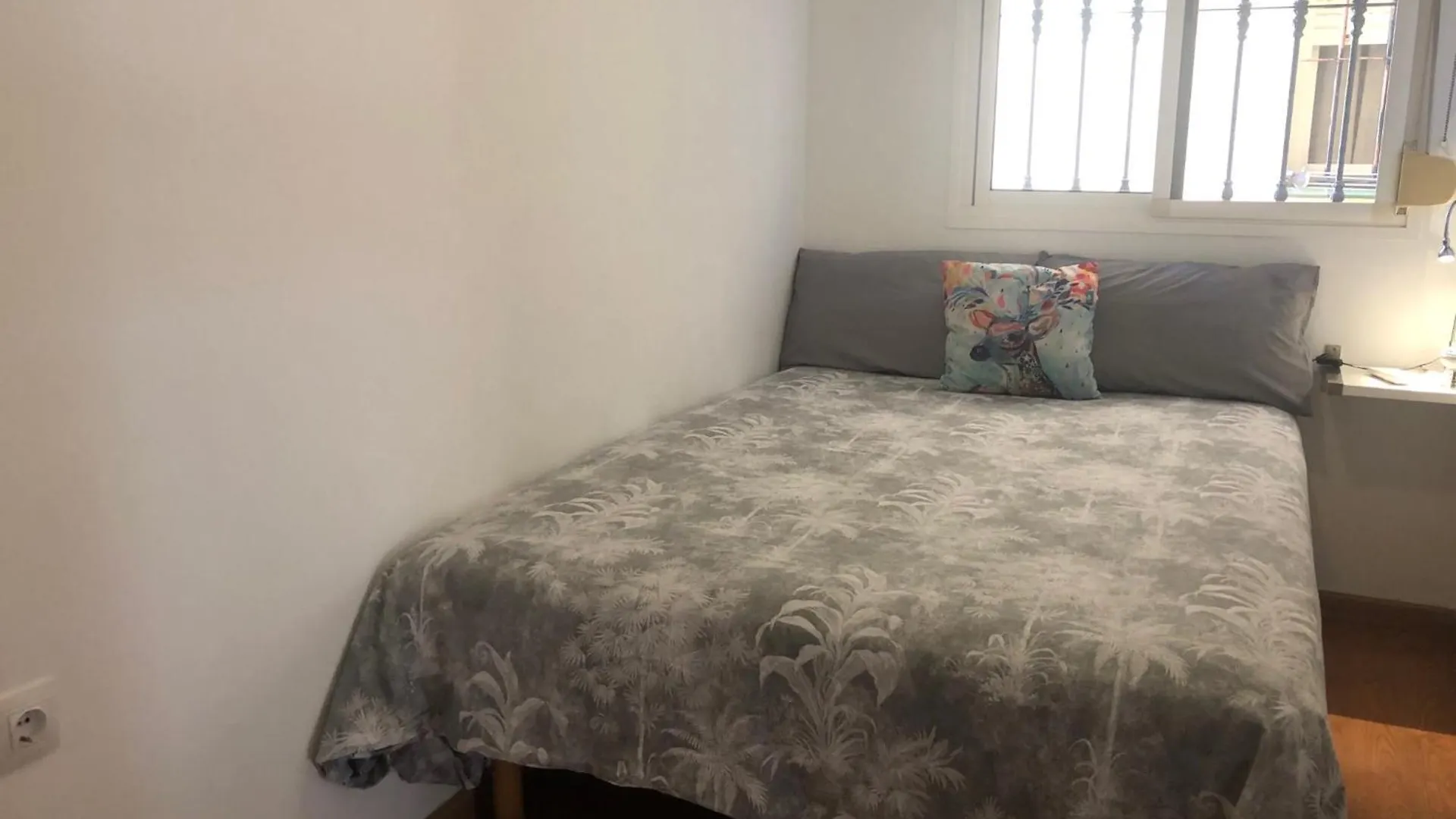 מאלגה Aunt Antonia Beach House