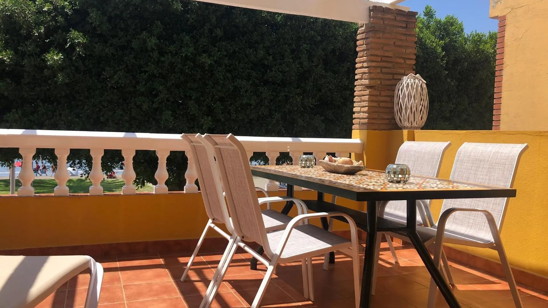 מאלגה Aunt Antonia Beach House 0*,