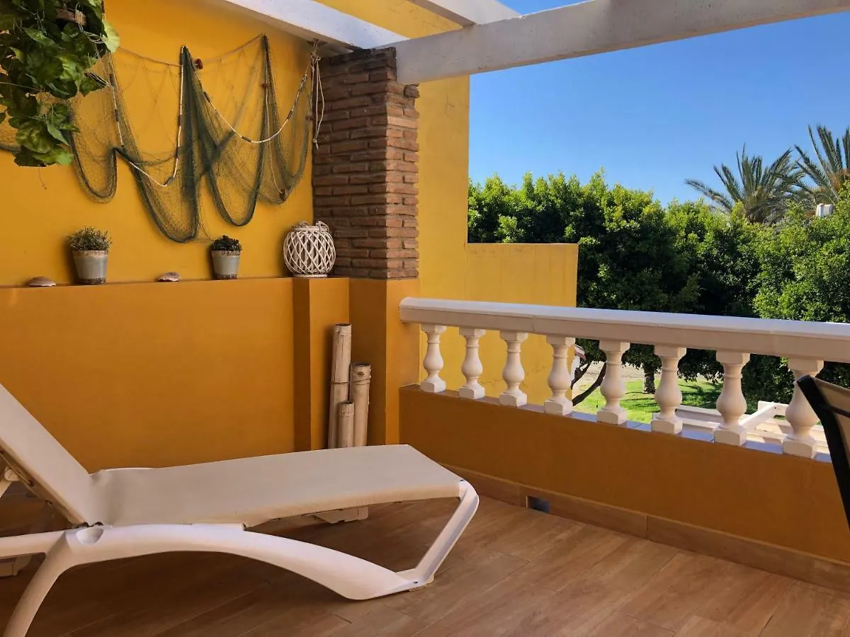 דירה מאלגה Aunt Antonia Beach House ספרד