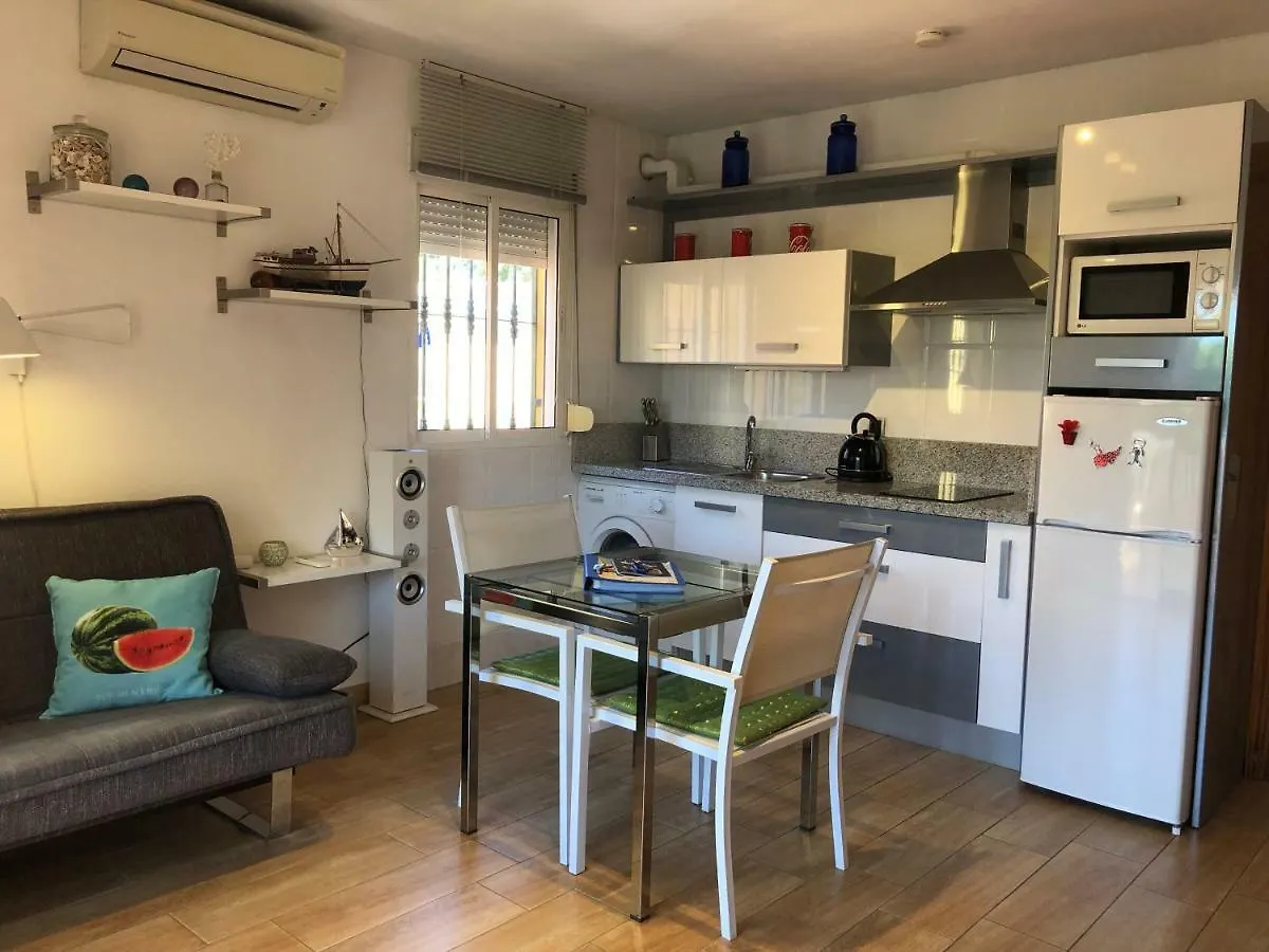 Aunt Antonia Beach House Малага